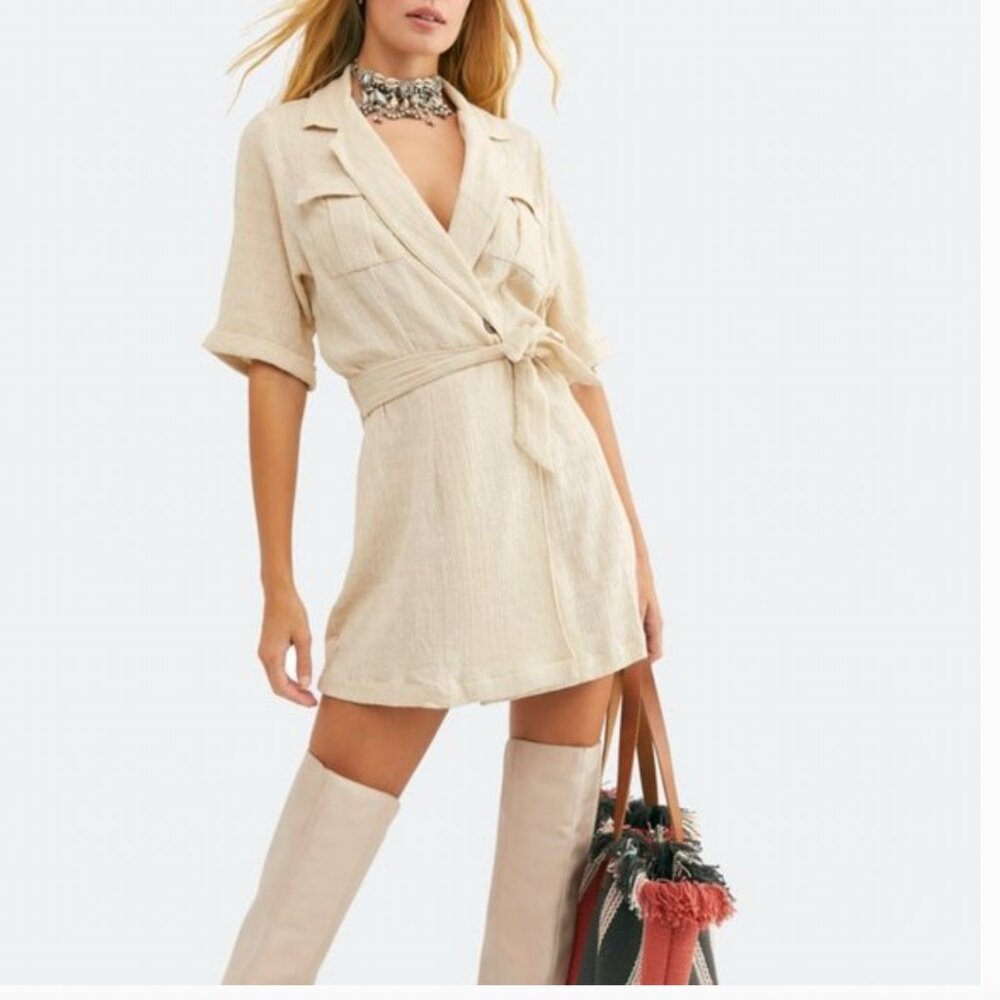 NWT Free People Clementine textured mini wrap dress in natural oatmeal Size LG